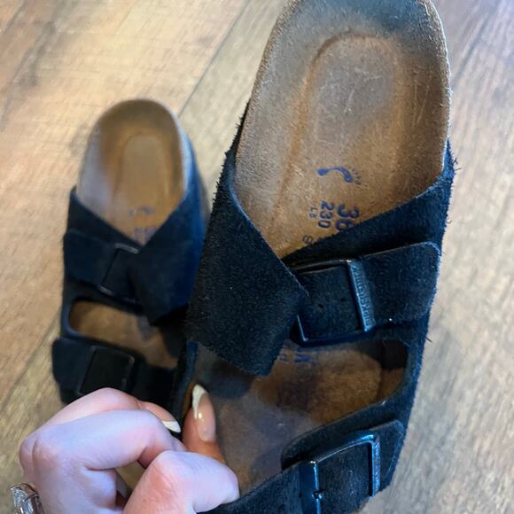 Birkenstock Soft Black Suede Arizona Slide sandals size 6 EU 36 - Picture 4 of 5